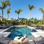 Palmeral Luxury Kremastí
