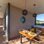 Palmeral Luxury Kremastí