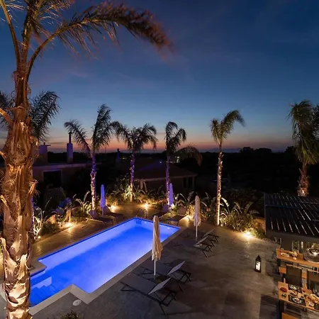 Palmeral Luxury Apartment