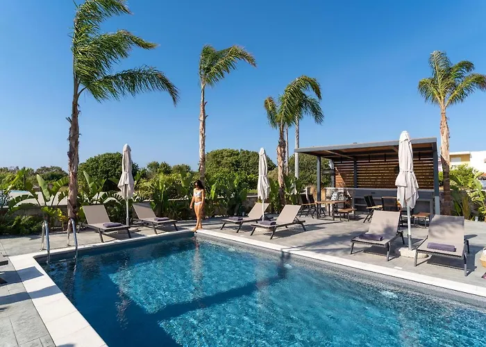 Palmeral Luxury アパート クレマスティ